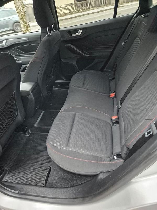 Gebraucht Ford Focus ST-Line 125 PS (91 kW) 2019 Silber Kombi