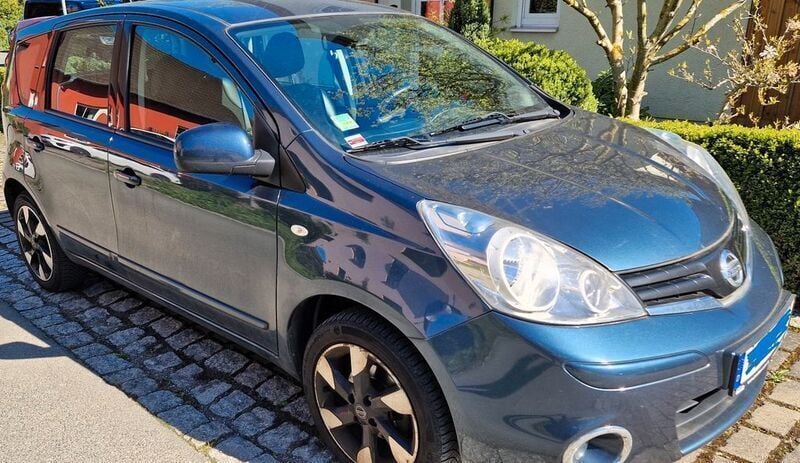 Blau Gebraucht 2012 Nissan Note I-Way Van / Kleinbus | 4.990 € (Guter Preis) - Bild 1/4