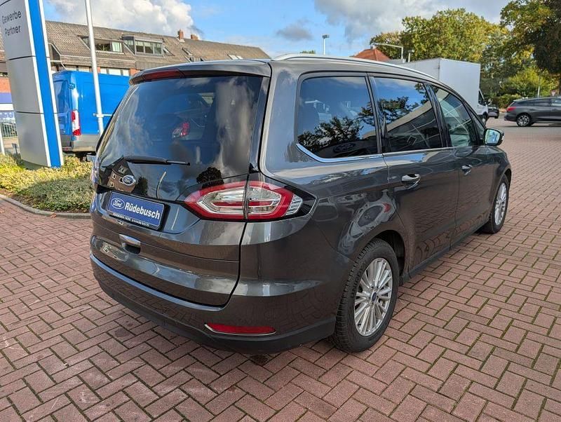 Gebraucht Ford Galaxy Titanium 150 PS (110 kW) 2016 Grau Van / Kleinbus