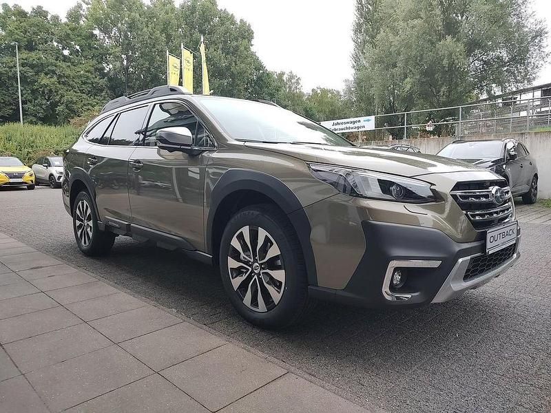 Neu Subaru Outback Platinum 169 PS (124 kW) 2025 Autumn green (m) SUV
