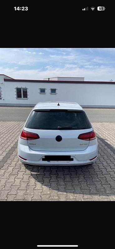 Gebraucht VW Golf VII Sound 150 PS (110 kW) 2018 Weiß Limousine