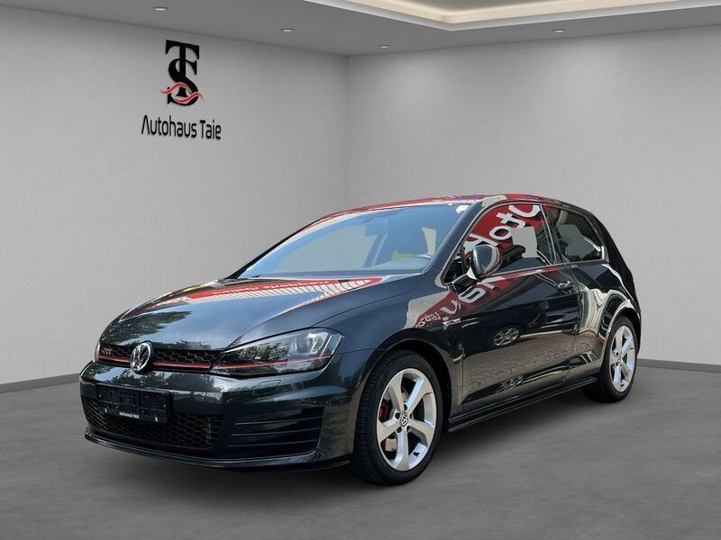 Grau Gebraucht 2014 VW Golf VII GTI Limousine | 16.890 € (Etwas zu teuer) - Bild 1/4