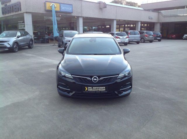 Usado Opel Astra Elegance 145 HP (106 kW) 2021 Preto Carrinha