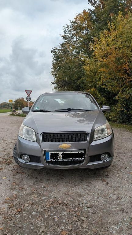 Grau Gebraucht 2008 Chevrolet Aveo LT Limousine | 2.500 € (Fairer Preis) - Bild 1/4