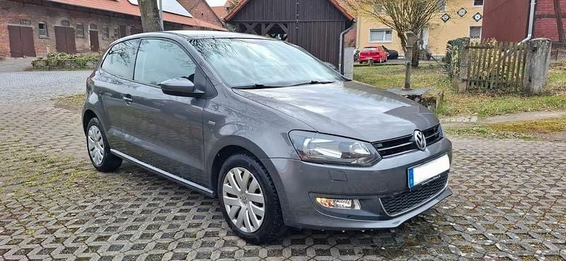 Gebraucht VW Polo Life 60 PS (44 kW) 2013 Grau Kleinwagen