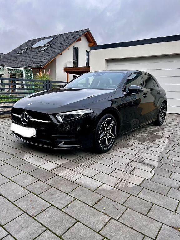 Gebraucht Mercedes 250 218 PS (160 kW) 2021 Schwarz Limousine