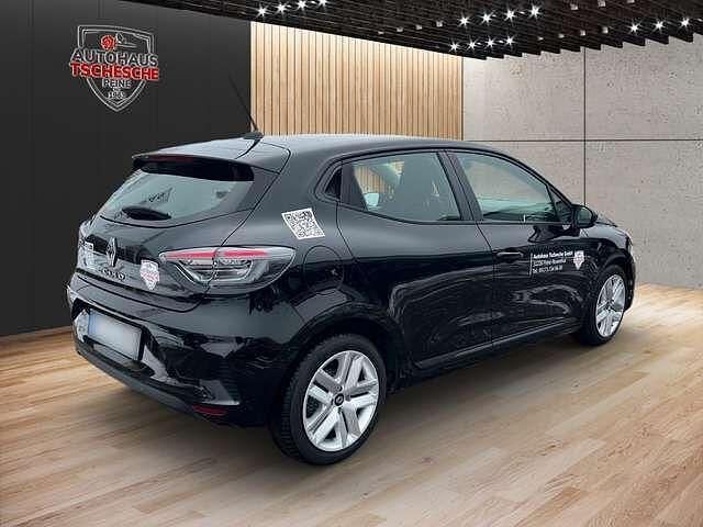 Second-hand Renault Clio V Evolution 101 CP (74 kW) 2024 Negru Berlinǎ