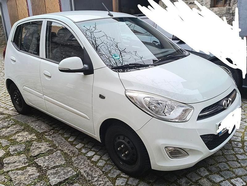 Gebraucht Hyundai i10 Style 86 PS (63 kW) 2012 Weiß Kleinwagen