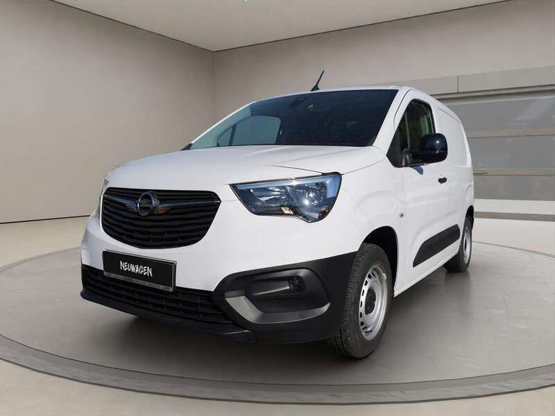 Gebraucht Opel Combo 102 PS (75 kW) 2024 Kaolin weiss Van / Kleinbus