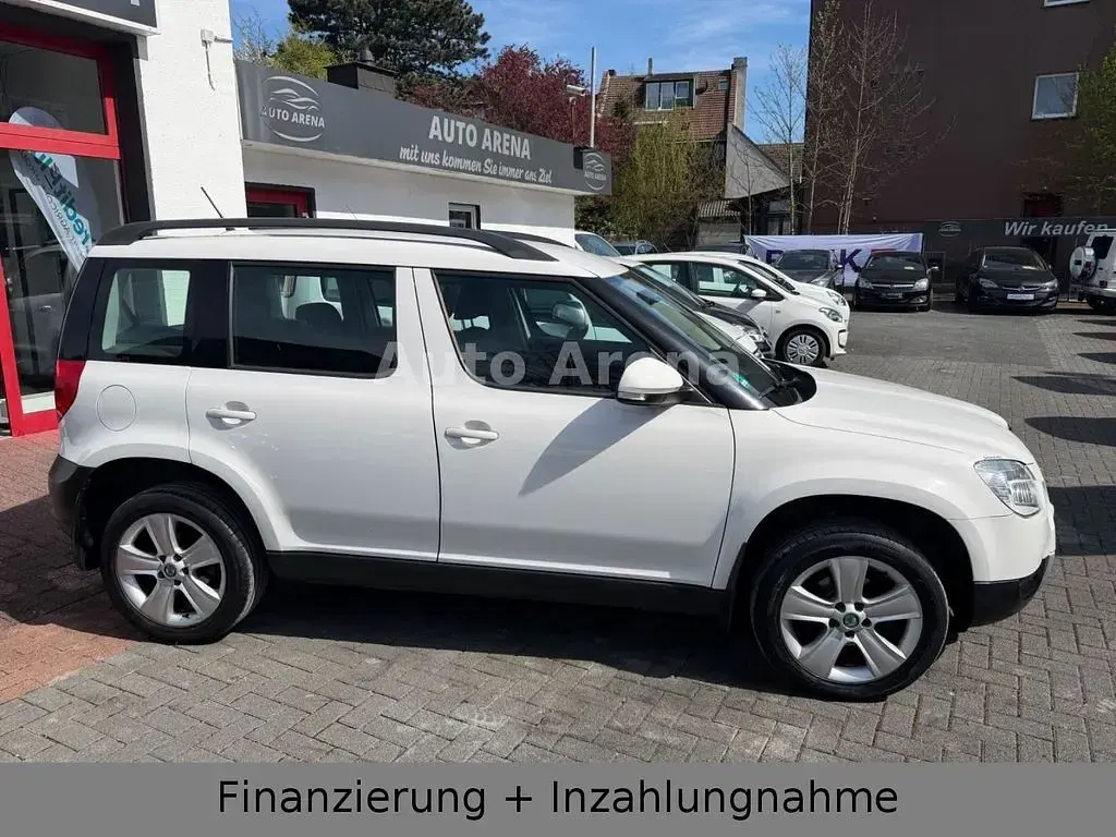 Gebraucht Skoda Yeti Family 105 PS (77 kW) 2012 Weiß SUV