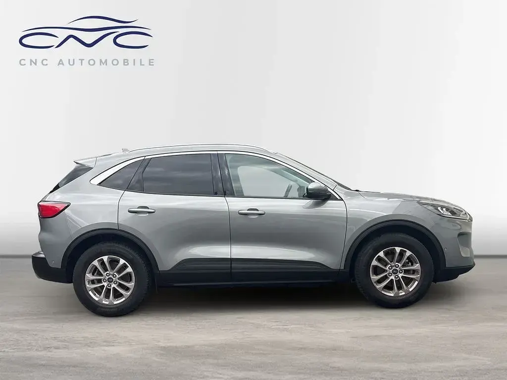 Gebraucht Ford Kuga Titanium 224 PS (164 kW) 2022 Silber SUV