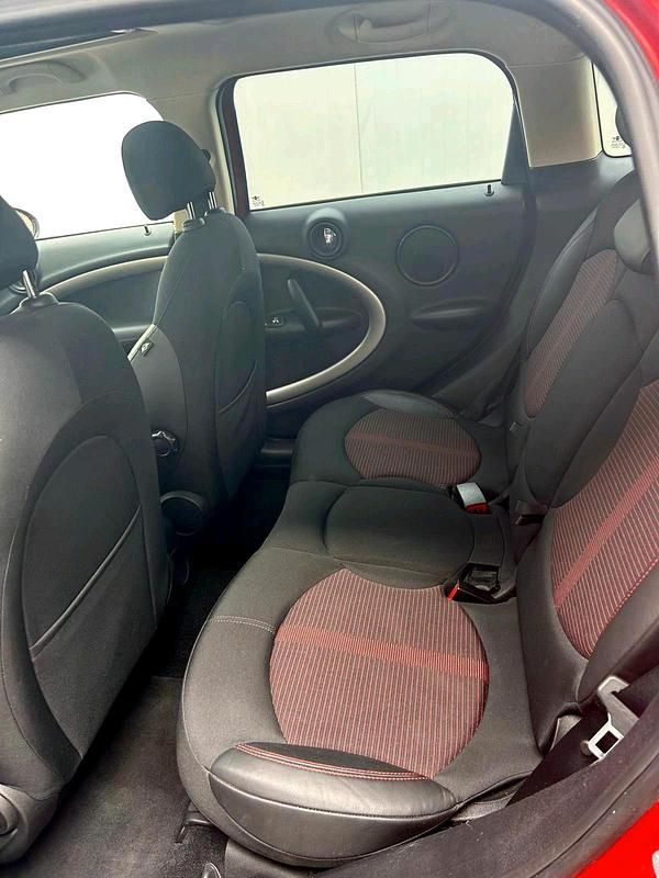Second-hand Mini Countryman 122 CP (89 kW) 2013 Roșu SUV