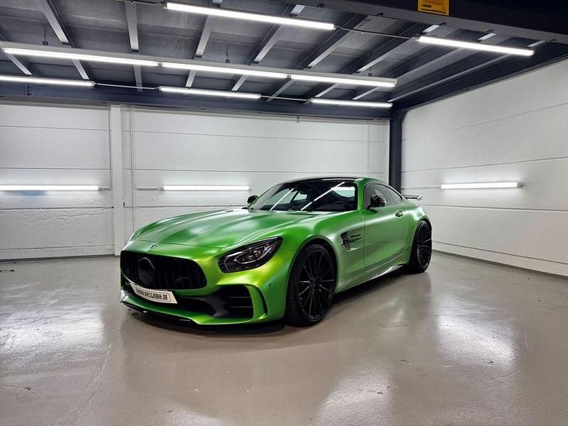 Grün Gebraucht 2017 Mercedes AMG GT R AMG Coupé | 138.900 € - Bild 1/4