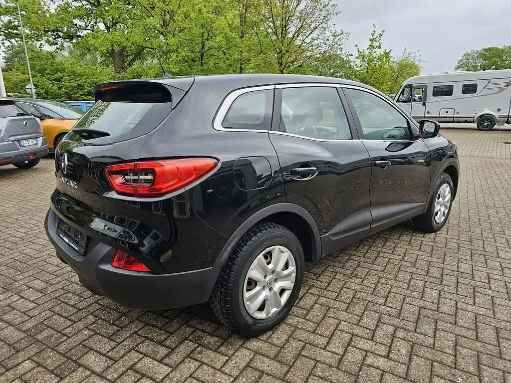 Gebraucht Renault Kadjar Life 140 PS (102 kW) 2019 Schwarz SUV