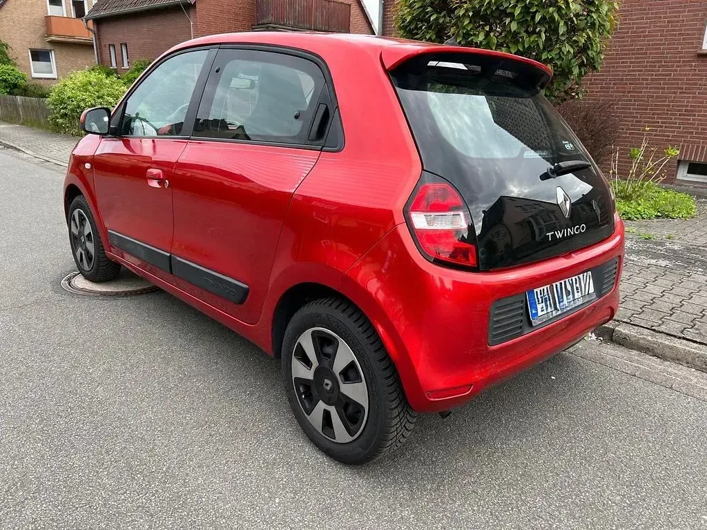 Gebraucht Renault Twingo Dynamique 71 PS (52 kW) 2014 Rot Kleinwagen