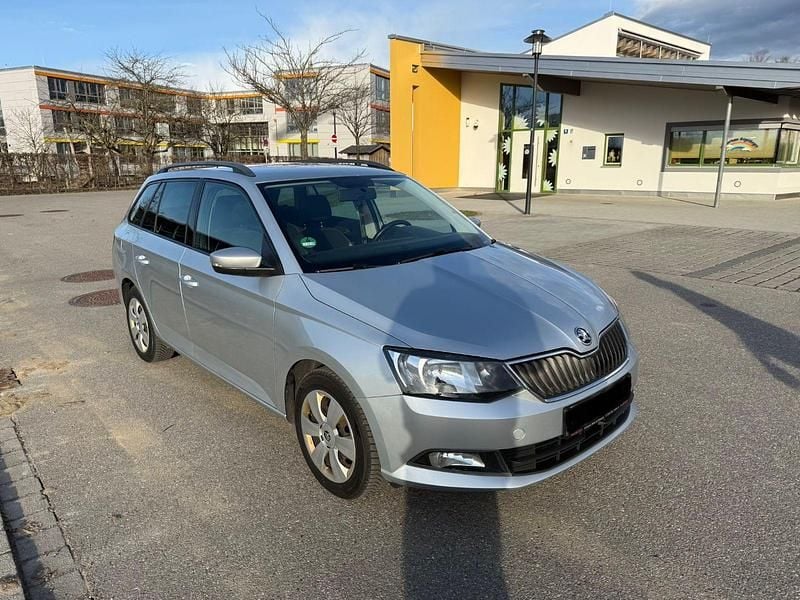Gebraucht Skoda Fabia 95 PS (69 kW) 2018 Silber Kleinwagen