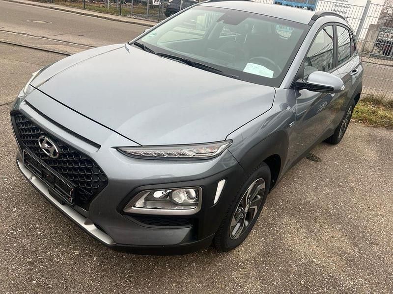Grau Gebraucht 2019 Hyundai Kona Premium SUV | 15.100 € (Guter Preis) - Bild 1/3