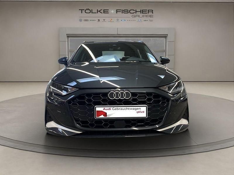 Gebraucht Audi A3 Advanced 150 PS (110 kW) 2024 Grau Limousine