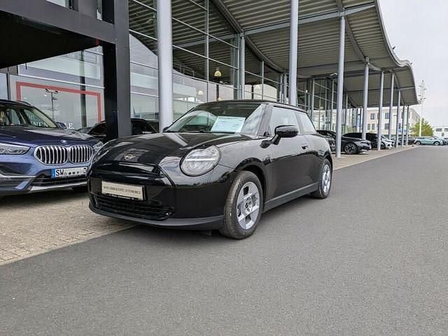 Second-hand Mini Cooper 135 kW (184 CP) 2025 Negru Hatchback