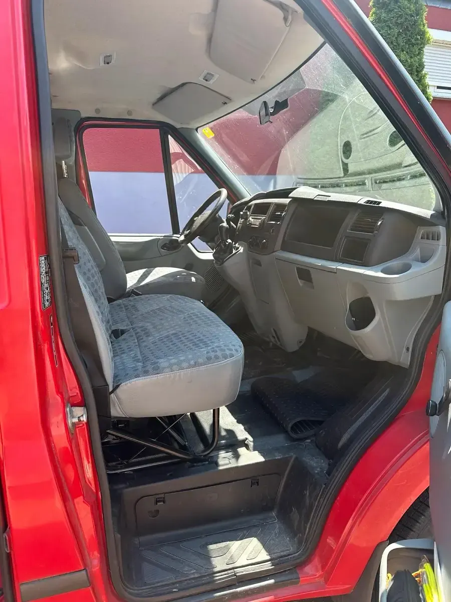 Gebraucht Ford Transit Tourneo 140 PS (102 kW) 2007 Rot Van / Kleinbus