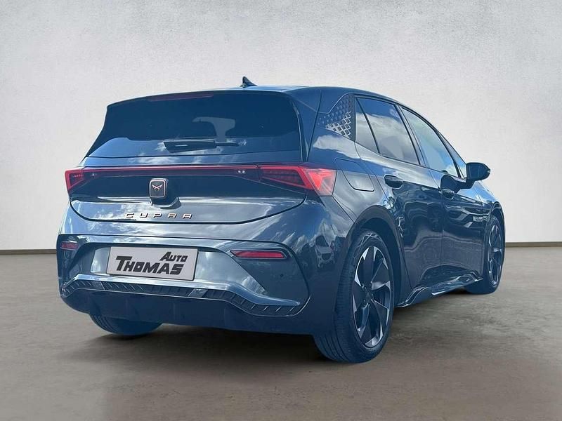 Gebraucht Cupra Born 150 kW (204 PS) 2024 Quasargrau Kleinwagen