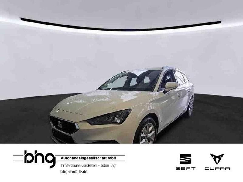Weiß Gebraucht 2022 Seat Leon Style Kombi | 16.930 € (Fairer Preis) - Bild 1/2