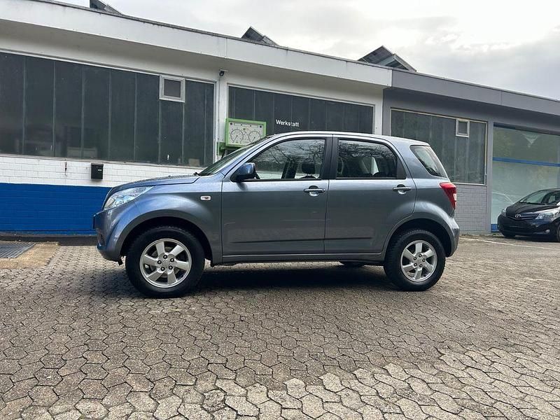 Gebraucht Daihatsu Terios 105 PS (77 kW) 2008 Grau SUV
