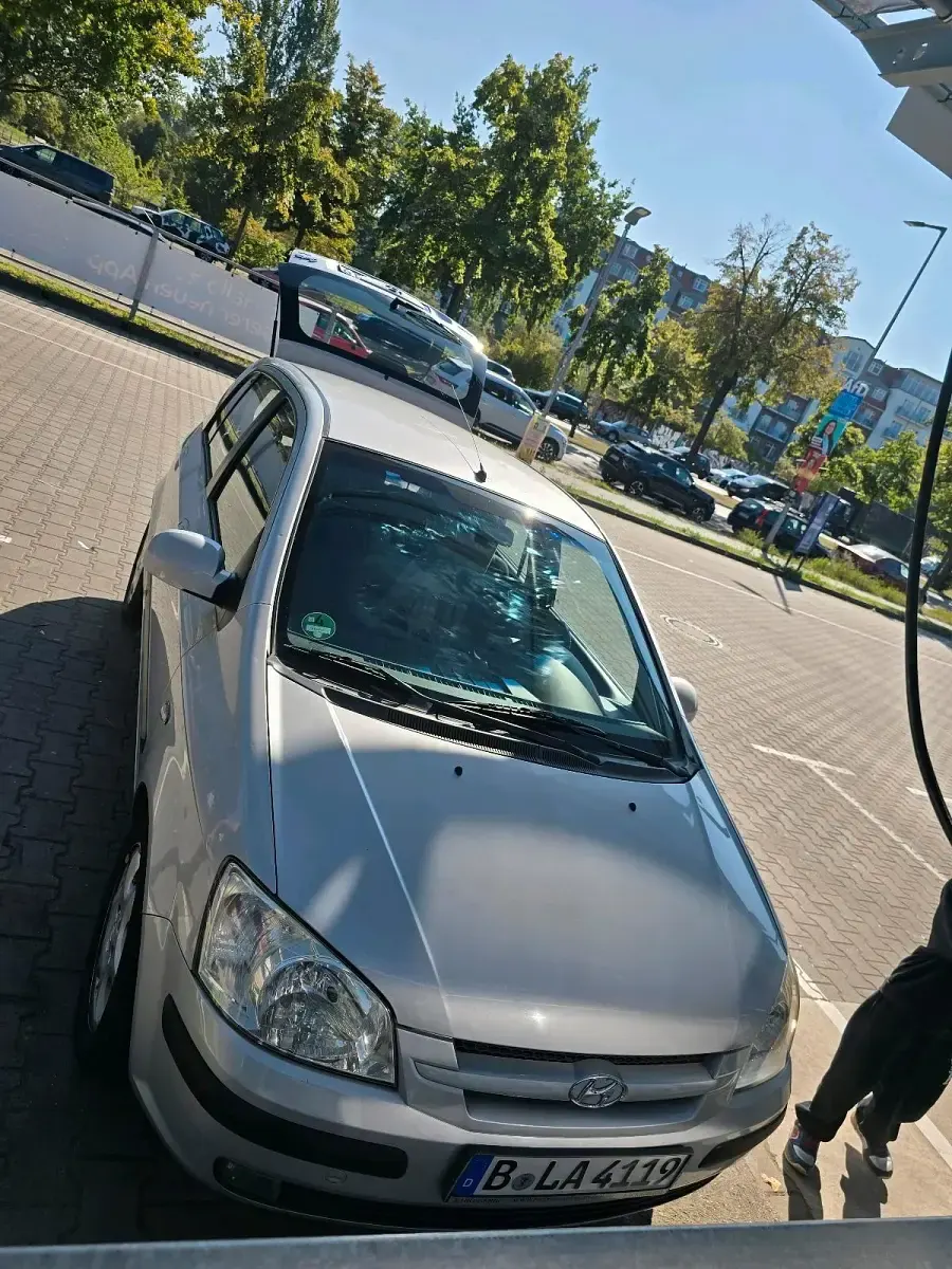 Gebraucht Hyundai Getz 105 PS (77 kW) 2003 Silber Kleinwagen