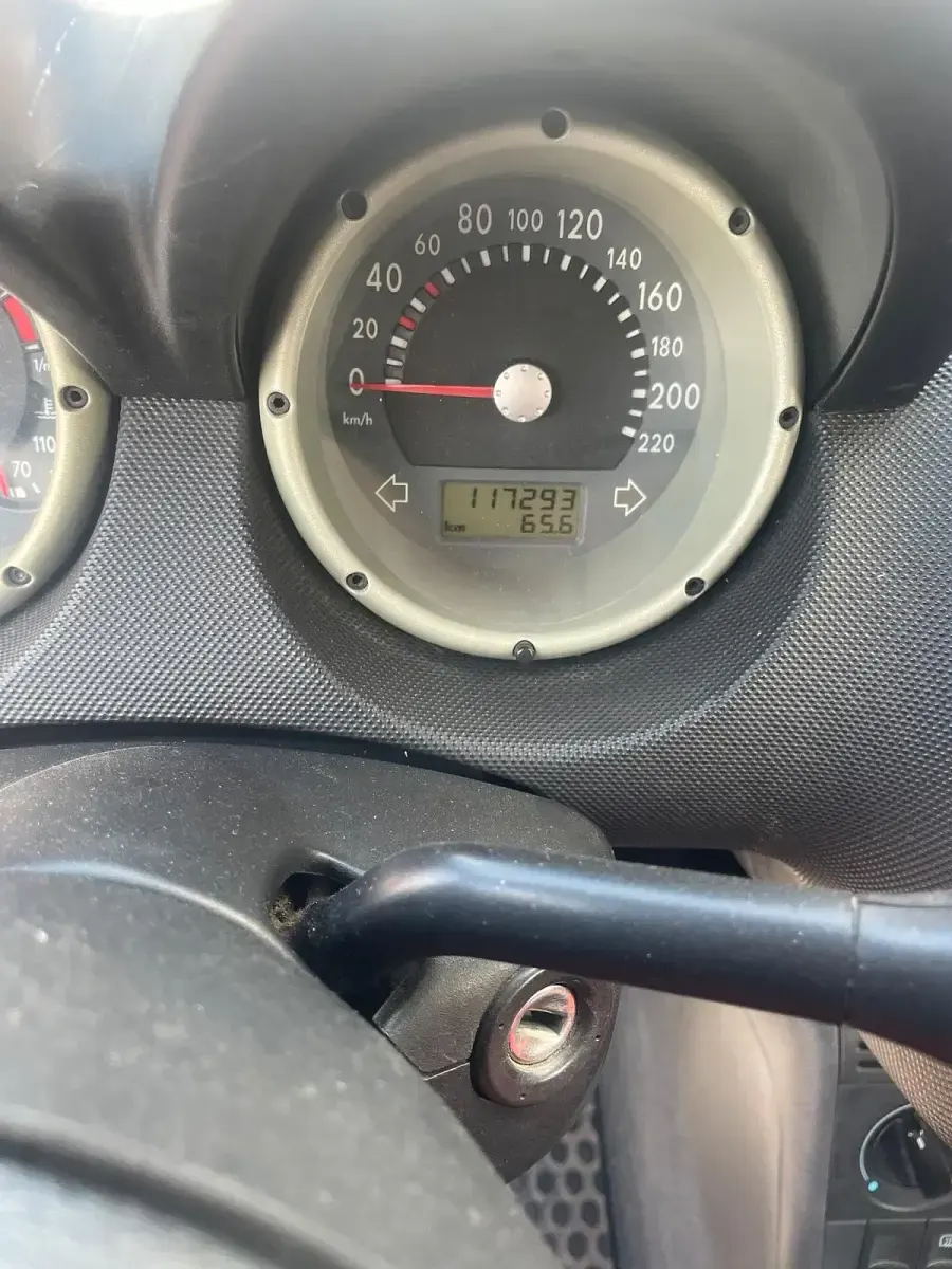 Używany VW Lupo 50 KM (36 kW) 2000 Czerwony Hatchback