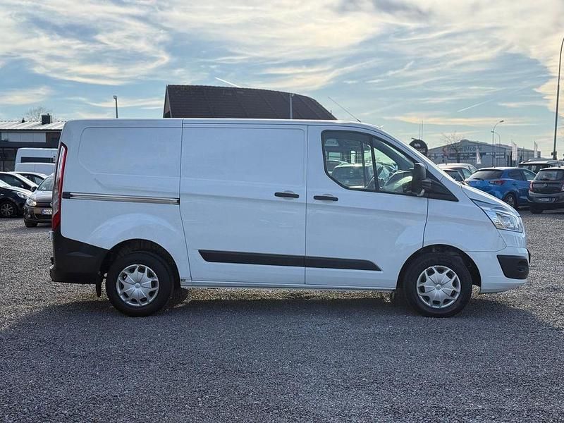 Gebraucht Ford Transit Custom 101 PS (74 kW) 2016 Weiß Van / Kleinbus