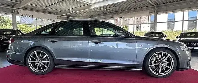 Gebraucht Audi A8 S-Line 435 PS (319 kW) 2021 Monsungrau metallic Limousine