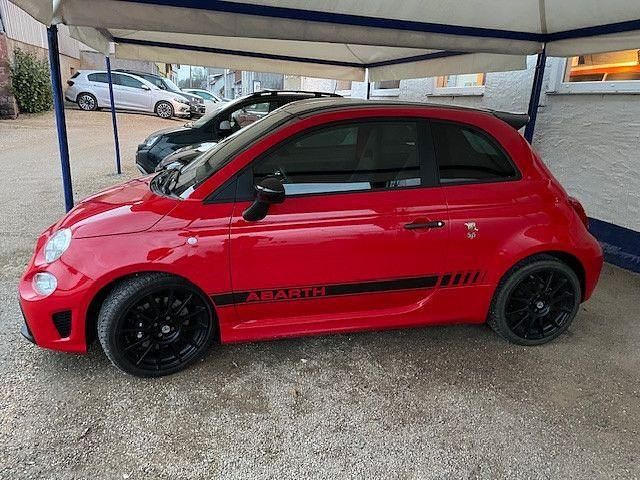 Rot Gebraucht 2022 Abarth 595 Esseesse Kleinwagen | 25.900 € (Fairer Preis) - Bild 1/4