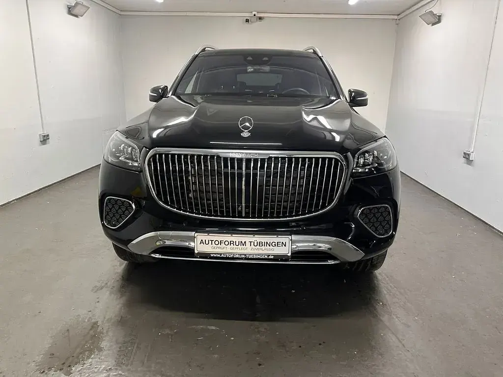 Gebraucht Mercedes GLS600 Maybach Active 557 PS (409 kW) 2023 Schwarz SUV