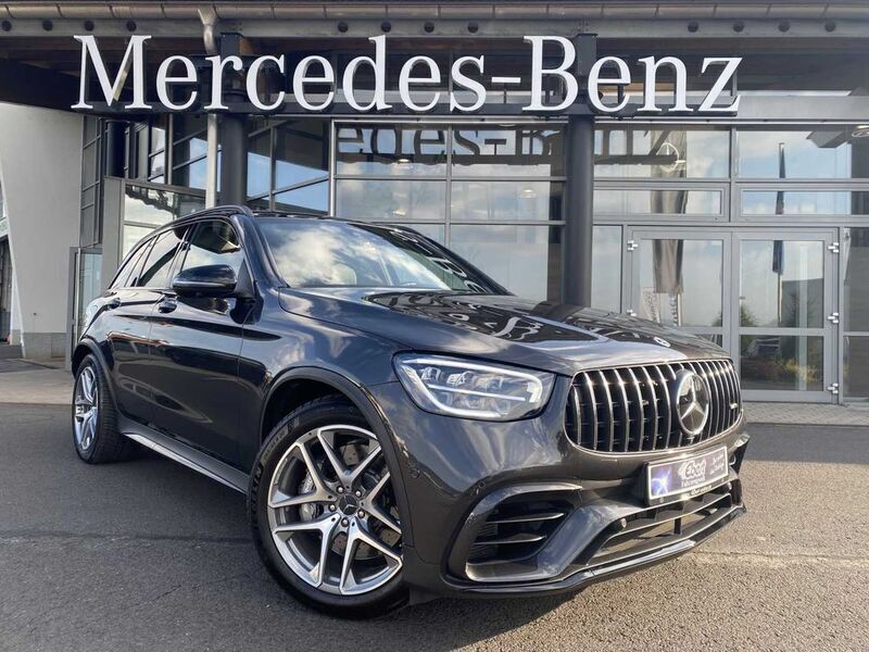 Graphitgrau metallic (metallic) Gebraucht 2022 Mercedes GLC63 AMG AMG SUV | 63.890 € (Superpreis) - Bild 1/4