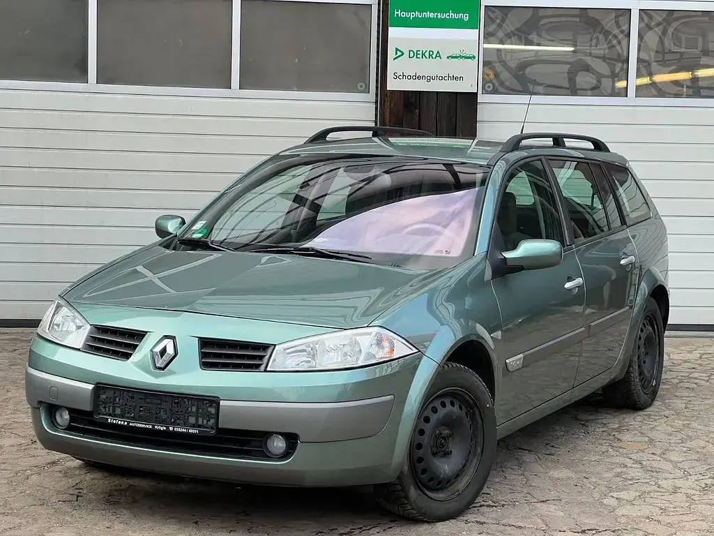 Używany Renault Mégane 113 KM (83 kW) 2004 Zielony Sedan/Limuzyna