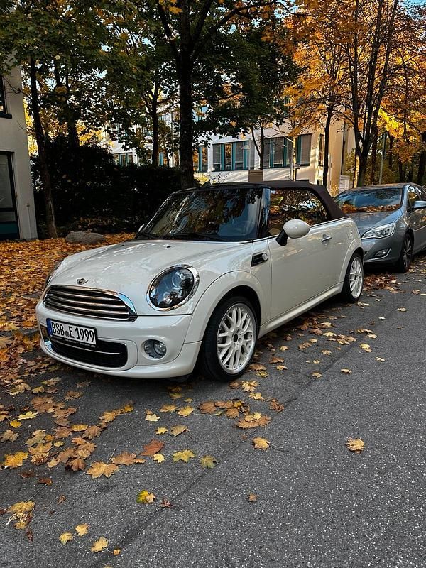 Gebraucht Mini Cooper D Cabriolet Chili 112 PS (82 kW) 2011 Beige Cabrio