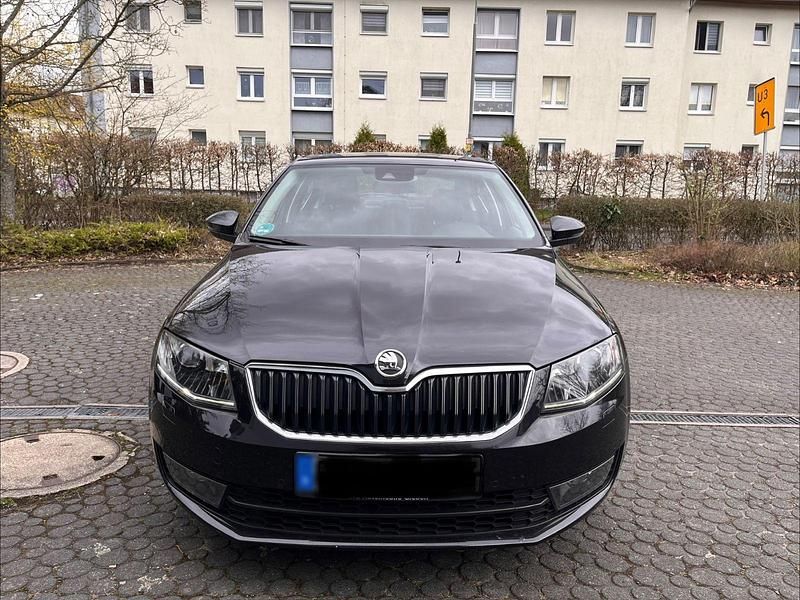Gebraucht Skoda Octavia Style 140 PS (102 kW) 2013 Schwarz Limousine