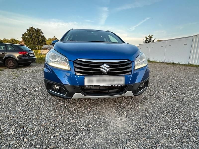 Blau Gebraucht 2014 Suzuki SX4 S-Cross SUV | 6.000 € (Fairer Preis) - Bild 1/4