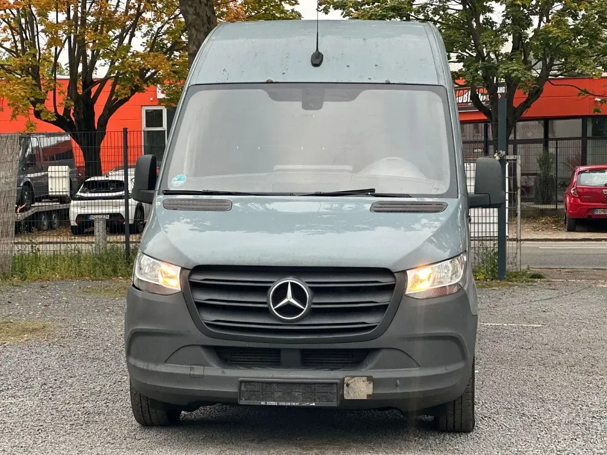 Gebraucht Mercedes Sprinter 143 PS (105 kW) 2020 Blau Van