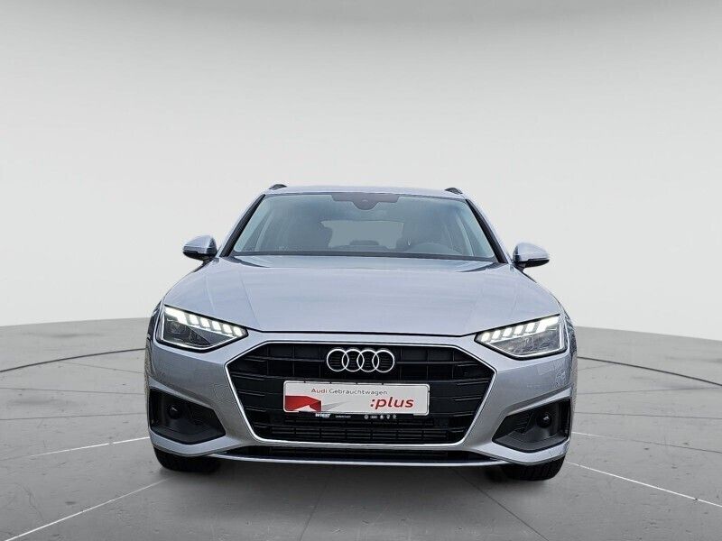 Silber Gebraucht 2023 Audi A4 Ambiente Kombi | 34.890 € (Etwas zu teuer) - Bild 1/4