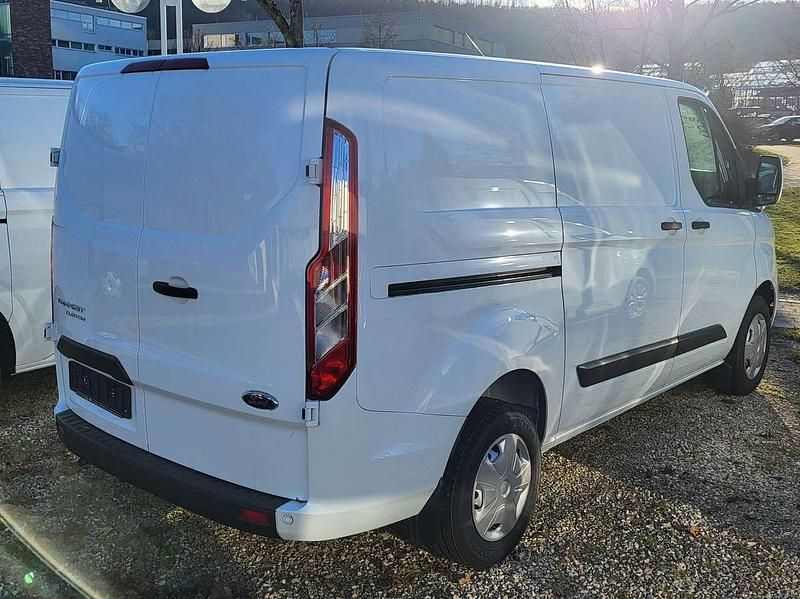Frostweiß Gebraucht 2023 Ford Transit Custom Trend Van / Kleinbus | 29.700 € (Teuer) - Bild 1/4