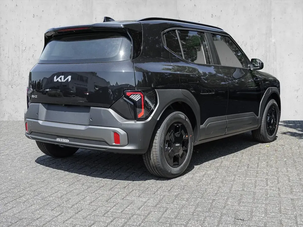Neu Kia EV2 Earth 106 kW (145 PS) 2026 Schwarz SUV