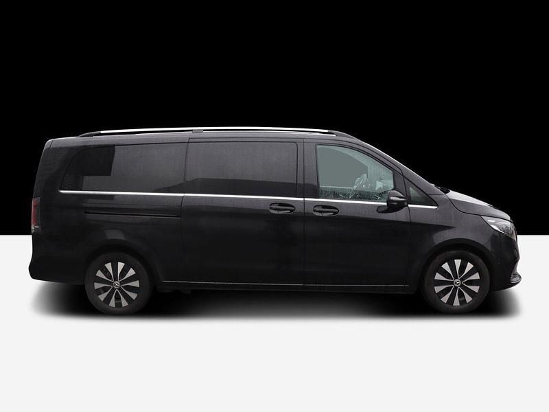 Gebraucht Mercedes V300 Avantgarde 237 PS (174 kW) 2024 Schwarz Van / Kleinbus
