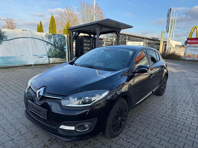 Schwarz Gebraucht 2015 Renault Mégane LIMITED Limousine | 4.250 € - Bild 1/4