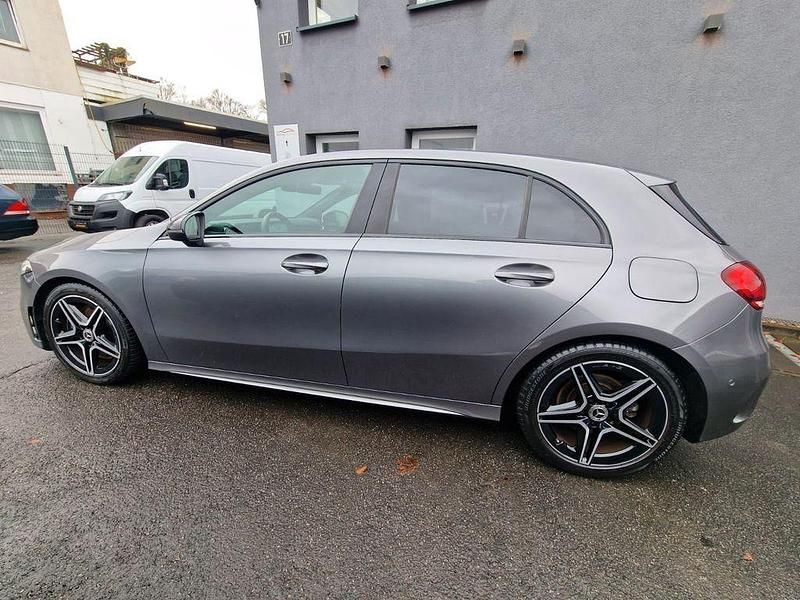 Gebraucht Mercedes A250 AMG line 224 PS (164 kW) 2019 Grau Limousine