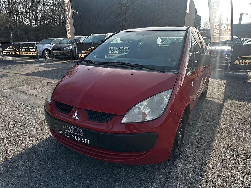Gebraucht Mitsubishi Colt Inform 75 PS (55 kW) 2006 Rot Limousine