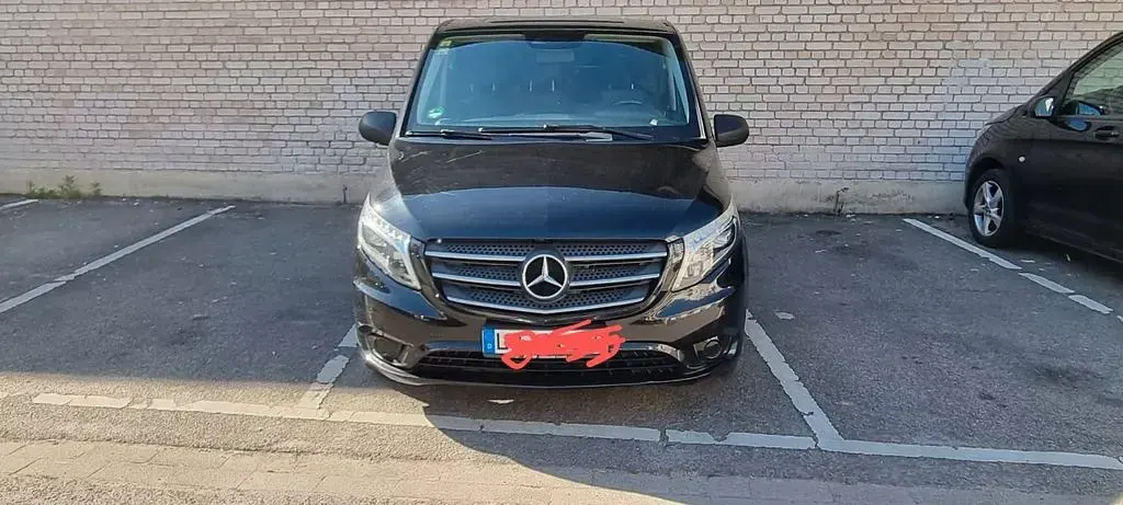 Gebraucht Mercedes Vito 190 PS (139 kW) 2018 Schwarz Van