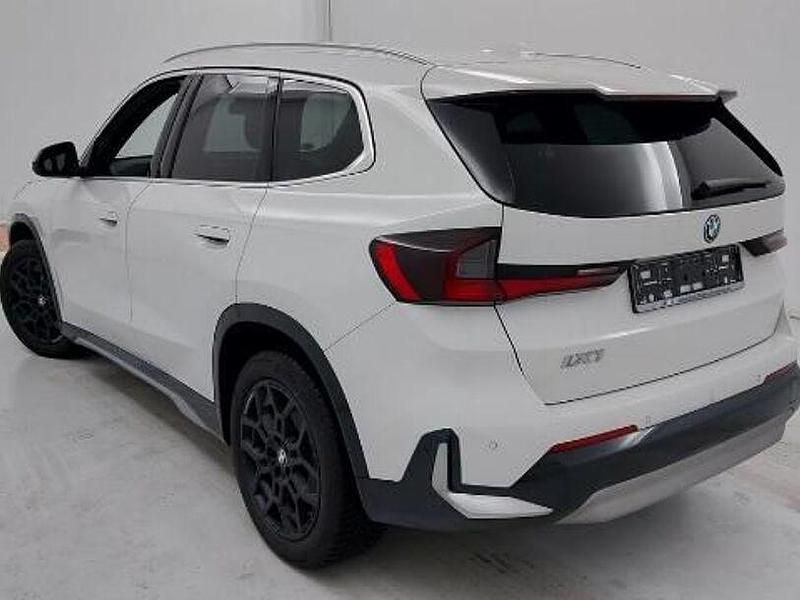 Gebraucht BMW iX1 xLine 150 kW (204 PS) 2024 Alpinweiss iii SUV