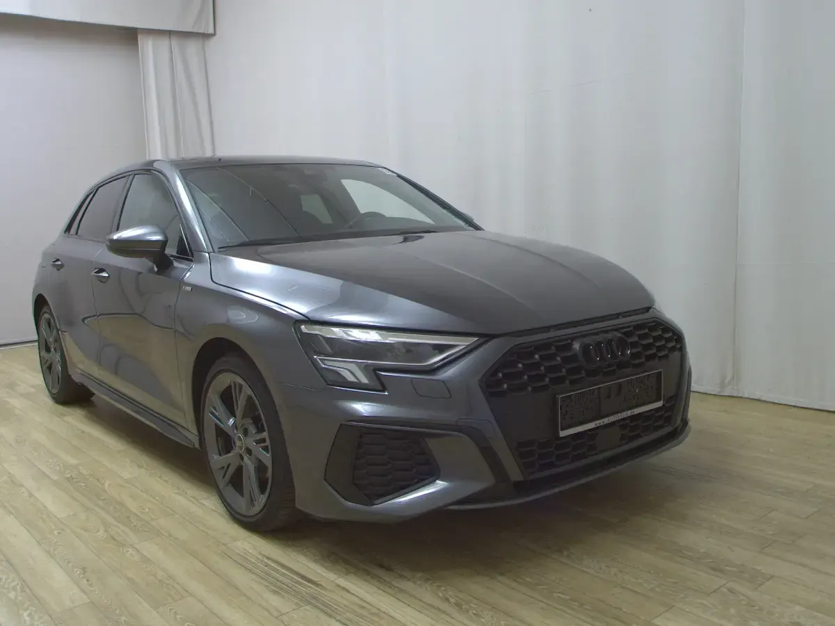Brugt Audi A3 S-Line 150 HK (110 kW) 2022 Grå Sedan