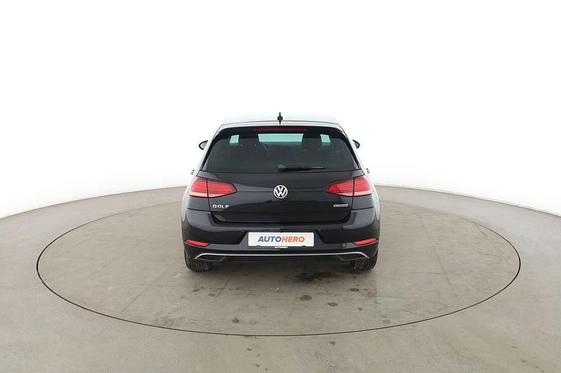 Gebraucht VW Golf VII Advance 150 PS (110 kW) 2019 Schwarz Limousine
